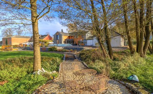 Villa 3 chambres avec piscine, terrasse, jardin et garage