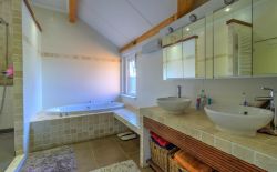 Villa 3 chambres avec piscine, terrasse, jardin et garage