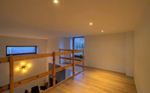 Grange aménagée en maison atypique Grange aménagée en maison atypique