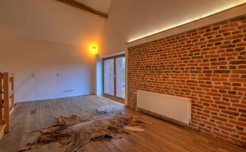 Grange aménagée en maison atypique Grange aménagée en maison atypique