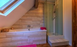 Grange aménagée en maison atypique Grange aménagée en maison atypique