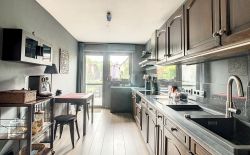 Maison 3 façades en bord de Meuse à Oupeye Maison 3 façades en bord de Meuse à Oupeye