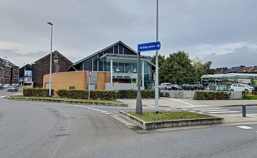 Maison de commerce ou de bureaux au centre de Seraing Maison de commerce ou de bureaux au centre de Seraing