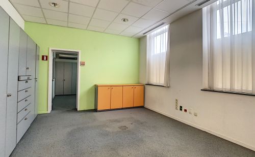 Maison de commerce au centre de Hamoir