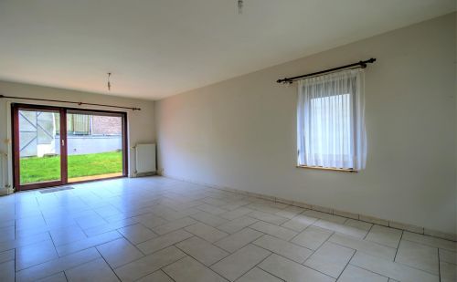 Maison 4 chambres avec garage et jardin