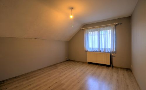 Maison 4 chambres avec garage et jardin