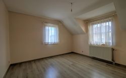 Maison 4 chambres avec garage et jardin