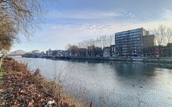 Appartement avec vue sur la Dérivation