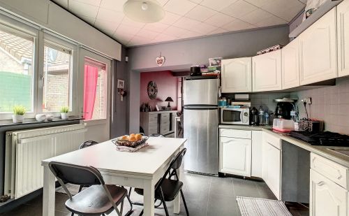 Grande maison 3 façades à Romsée Grande maison 3 façades à Romsée