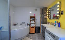 Maison 2 chambres en bon état avec jardin Maison 2 chambres en bon état avec jardin