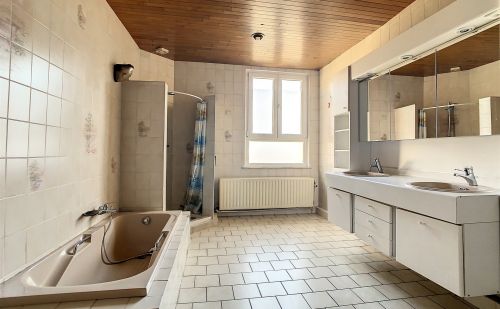 Grande maison au centre de Tilff Grande maison au centre de Tilff