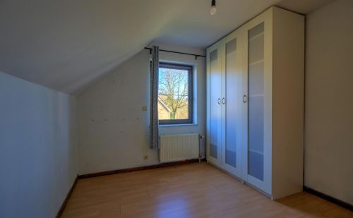 Villa 3 chambres à rafraîchir avec garage et jardin Villa 3 chambres à rafraîchir avec garage et jardin