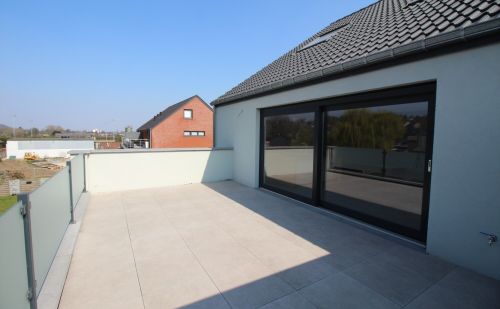 Appartement duplex en bord de Meuse à Oupeye