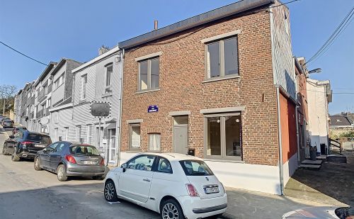 Maison idéalement au centre de Chênée