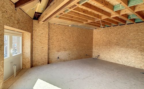 Entrepôt et bureaux au centre d'Angleur Entrepôt et bureaux au centre d'Angleur