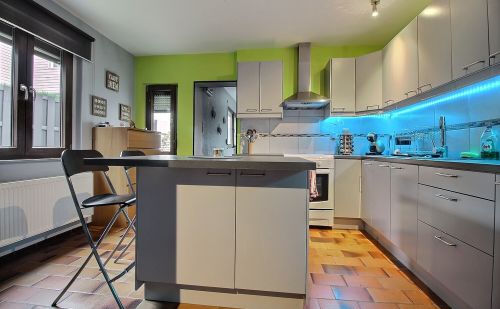 Maison 3 façades idéalement situé à Seraing