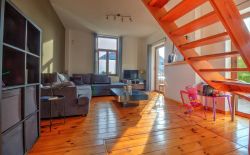 Maison 2 chambres avec parking et jardin