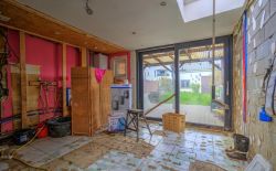 Maison 3 chambres à rénover avec jardin et garage