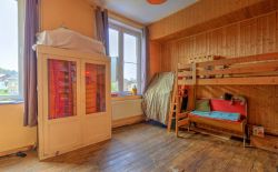 Maison 3 chambres à rénover avec jardin et garage