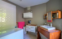 Maison de caractère 5 chambres avec jardin et parking