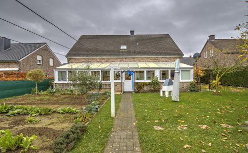 Imposante villa 3 chambres avec jardin et garage