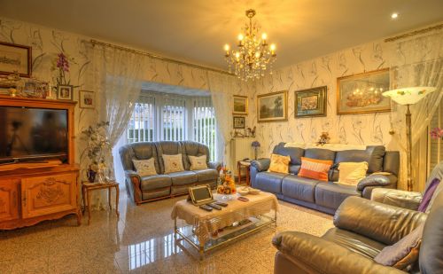 Imposante villa 3 chambres avec jardin et garage