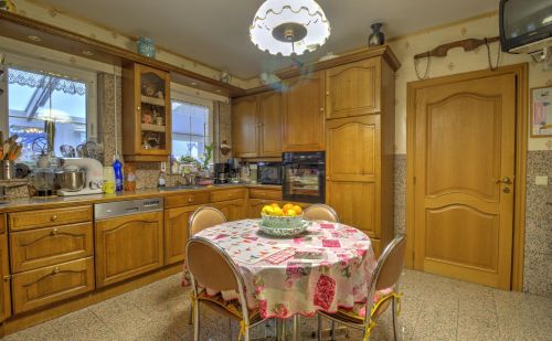 Imposante villa 3 chambres avec jardin et garage