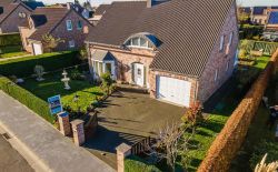 Imposante villa 3 chambres avec jardin et garage