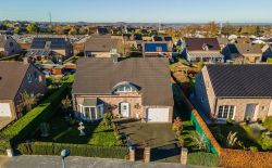 Imposante villa 3 chambres avec jardin et garage