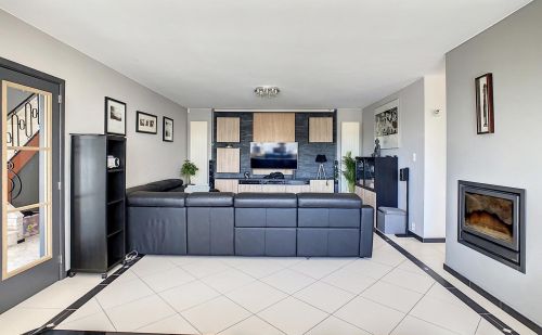 Maison 4 chambres avec piscine Maison 4 chambres avec piscine