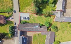 Grange en colombage à réhabiliter en vente à Heure-le-Romain