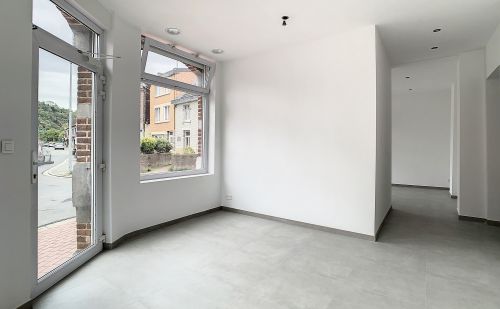 Maison de commerce ou pour profession libérale au centre de Vaux-sous-Chèvremont