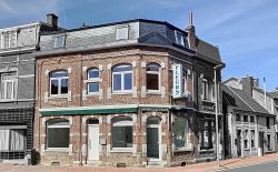 Maison de commerce ou pour profession libérale au centre de Vaux-sous-Chèvremont