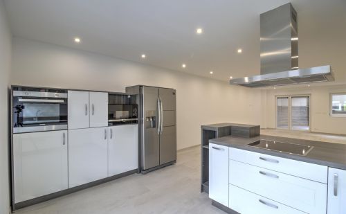 Appartement neuf de standing 3 chambres avec terrasse et parking Appartement neuf de standing 3 chambres avec terrasse et parking