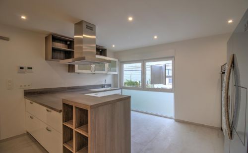 Appartement neuf de standing 3 chambres avec terrasse et parking Appartement neuf de standing 3 chambres avec terrasse et parking
