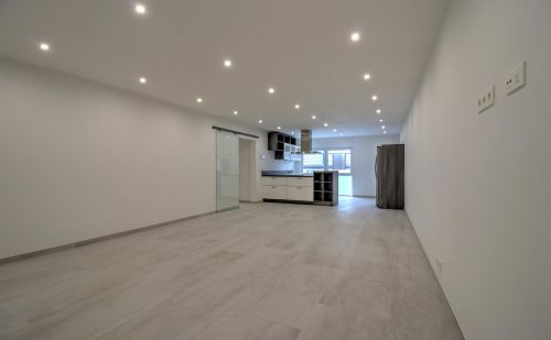 Appartement neuf de standing 3 chambres avec terrasse et parking Appartement neuf de standing 3 chambres avec terrasse et parking