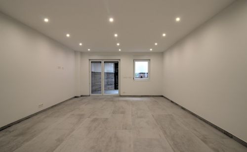 Appartement neuf de standing 3 chambres avec terrasse et parking Appartement neuf de standing 3 chambres avec terrasse et parking