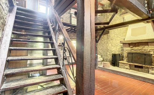 Bien atypique à vendre à Esneux Bien atypique à vendre à Esneux