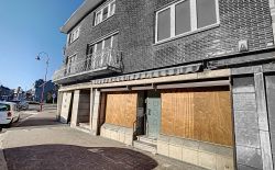 Rez-de-chaussée commercial au centre de Vaux s/Chèvremont