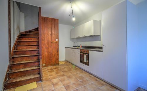 Maison 3 chambres à rénover avec terrasse et garage Maison 3 chambres à rénover avec terrasse et garage