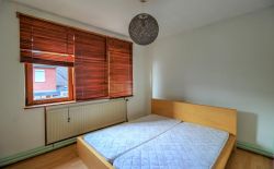 Maison 2 chambres à rafraîchir avec petit jardin