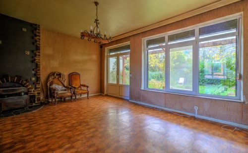 Maison 4 chambres à rénover avec jardin et garage