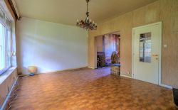 Maison 4 chambres à rénover avec jardin et garage