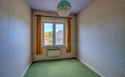 Maison 4 chambres à rénover avec jardin et garage