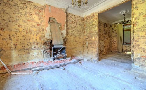 Spacieuse maison à rénover avec jardin