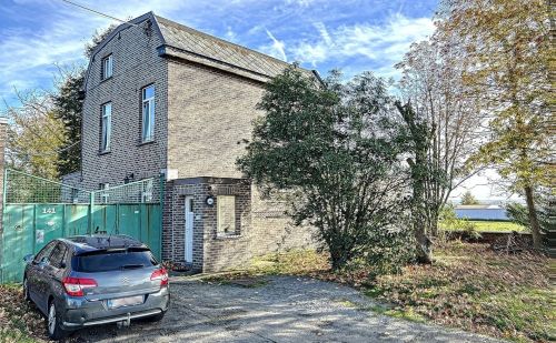 Terrain et 2 habitations à vendre à Hermée Terrain et 2 habitations à vendre à Hermée