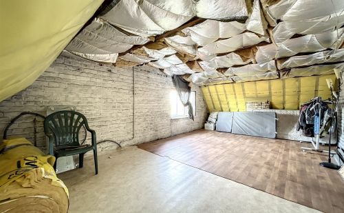 Terrain et 2 habitations à vendre à Hermée Terrain et 2 habitations à vendre à Hermée