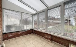 Maison 3 façades au centre de Vaux-s-Chèvremont Maison 3 façades au centre de Vaux-s-Chèvremont