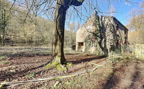 Ancien moulin à vendre sur terrain de 3000 m²