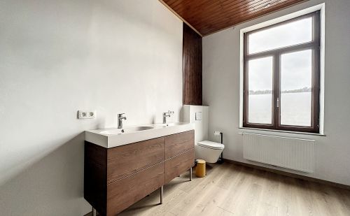 Maison entièrement rénovée au centre de Vaux-sous-Chèvremont